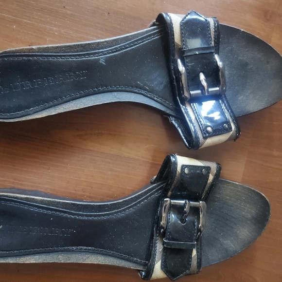 Burberry nova check crogs size 39.5 - Picture 3 of 3